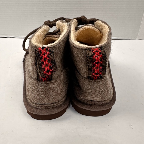 UGG Refelt Neumel Chukka Sz 7 - Picture 3 of 7